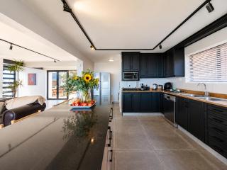 iMoyo Ocean Villa and Studio, Hermanus - 8