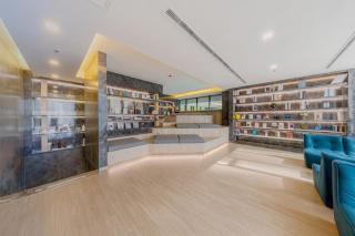 1BR Muay Thai Arena and Pool l City View l Rama 9 - 7