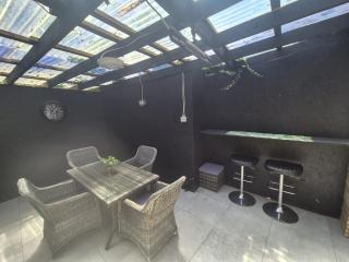 3 Eyre Square Lane - 7