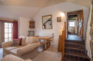 Ty Uchaf Cottage - 7