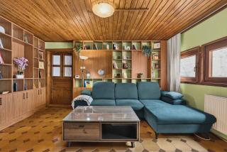Wooden Apartment on Main Shopping Street - Old Town - 0