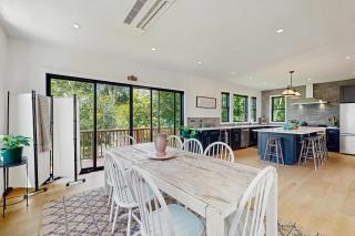 Modern East End Home with Walk to Beach & Downtown - 3