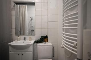 Historic Karaimai Street Balcony Apartment, Trakai, Lithuania - Trakai - 1