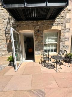 Rock Mill - Deluxe Studio Apartment with Terrace - 4