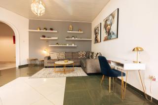 Luxury Two-Bedroom Townhome in Adringanor - 8