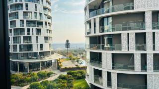 Daico - Waterfall Ellipse Apartment - 4