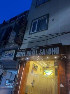 Hotel Royal Sandhu - 3