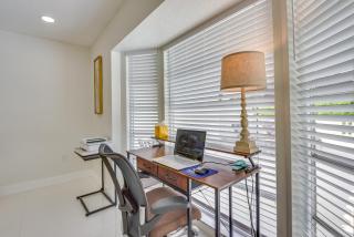 6 Mi to Siesta Beach! Extended Getaway w/ Pool - 4