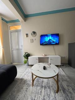 Relaxing 1BR with AC and free parking in Bamburi - 1