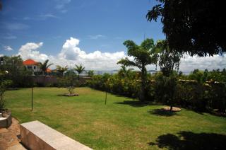 Amazing Victoria Lake View Residence & Safaris - 3
