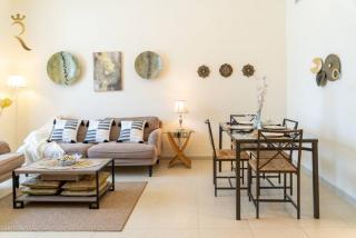 Chic 2BR Oasis - Modern Cozy Luxe Retreat - Abu Dhabi - 1
