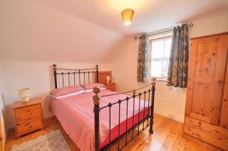 Spacious 4 Bed House By Travel Lets Gweedore - 4