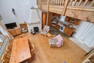 Spacious 4 Bed House By Travel Lets Gweedore - 7