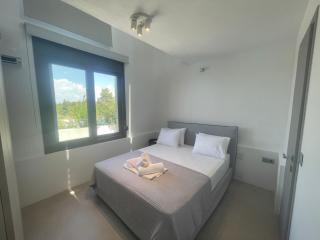 Elani New Luxury Villa - Elani - 4