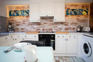 1 Tenby Lodge Freshwater East - 1