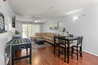 Spacious 4 beds 4 baths Condo Mins to Shands, UF, & DOWNTOWN! - 5