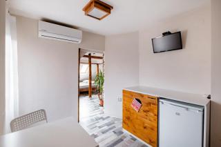 Gramophone Sofia Downtown Apartment - 5