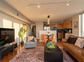 Downtown Cleveland 1BR Gym Prime Location - 6