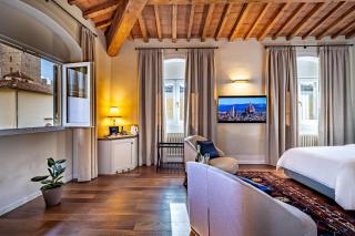 Le Torri by Dimora Collection - 18th-Century Palazzo Suites in Florence - Adults Only - 2