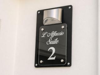 La vista sulle grotte - 7