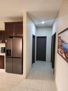 Fabulous 3 bed 2 bath house with AC in Charming choloma - 2