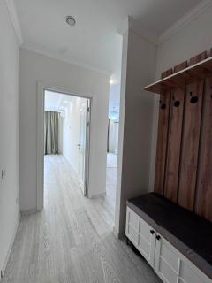Modern 1BR Apartment with Panoramic View near the Park - 7