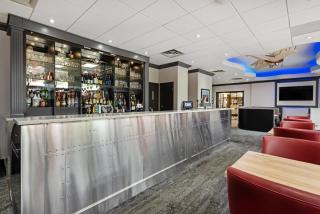 Best Western PLUS Port O'Call Hotel - 8