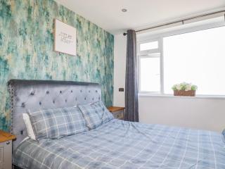 Shoreline Apartment No 4 - 4