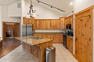 Lookout Cabin at Flathead - Sleeps 7 - 3