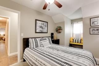 Group Entertainment Oasis! 3-Unit Lithonia Getaway - 1