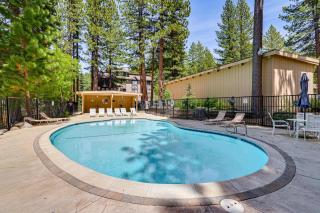 Lake Tahoe! Boating, Beach, Golf, Pool & Skiing - 9