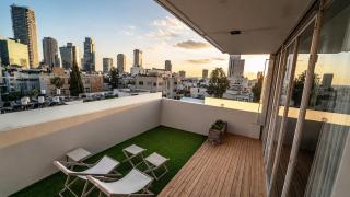 Stunning Luxury Duplex in Central TLV - 2