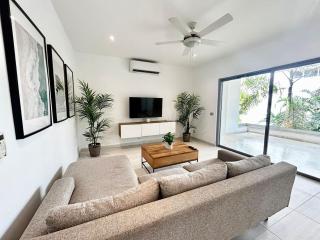 Modern 2BD With Pool And Huge Private Terrace - 9
