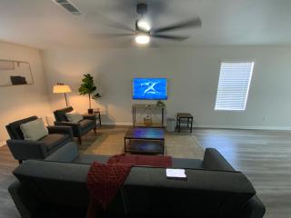 Cantabrian Townhomes - 7