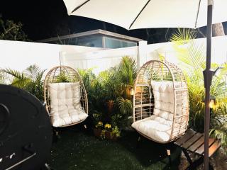 Walk to Siesta Key Beach-Remote Worker Friendly -High Speed WiFi- Bikes Included -Private Fenced In -Close to Restaurants, Coffee Houses & Shops - Paisleys Keep it Simple Casita - Siesta Key - 8
