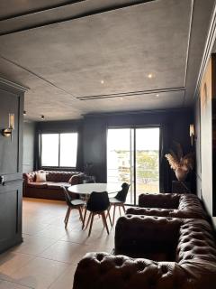 Naharé Luxury Boutique Apartment - 9