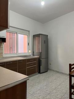 Salt & Sand Apartment-Near Beach-Fast Wi-Fi - 8