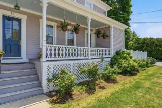 Historic Mystic Home, Walk to Seaport and Downtown - 6