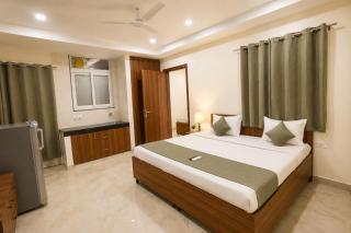 Hotel Ashirwad Near Max & Jaypee Hospital Noida - Noida - 1