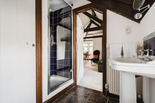 Old Malthouse 2 bedroom cottage in the heart of Padstow with parking - 7