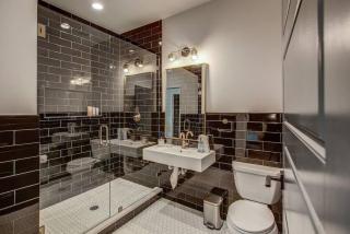 Chic Tennyson St Retreat - Walk to Shops & Cafes - 6