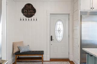 Historic Luxury Retreat in Downtown Kingsville - 4