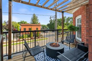 Historic Luxury Retreat in Downtown Kingsville - 9