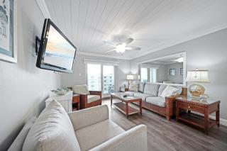 Visit this top floor property located on the no-drive beach with 2 complex pools! - 2