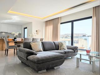 New and Spacious 3BdR Apt with balcony near Kebra Kanela Beach - 0