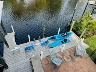 Free Golf Cart • 3 Boat Slips • Pet Friendly! - 4