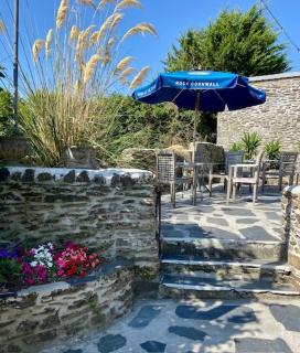 Punchbowl Inn - 5