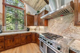 3717 Regina Road home - 8