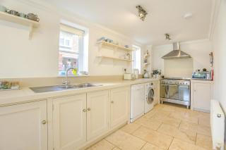 4 Bed in Friston oc-colu - 8