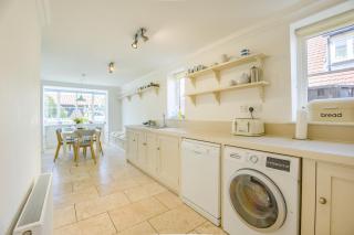 4 Bed in Friston oc-colu - 1